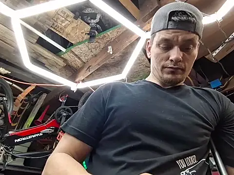 twistafatpipe online show from 26, 3, 2026