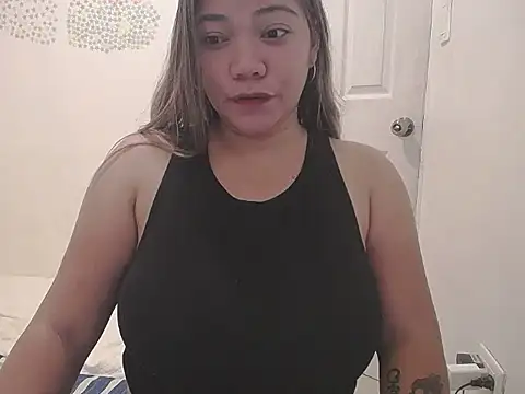 Snapshot of briannalove222 chatting on 14, 10, 2025 briannalove222 online show from 14, 10, 2025