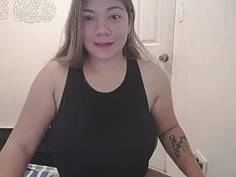 Snapshot of briannalove222 chatting on 1, 12, 2025 briannalove222 online show from 1, 12, 2025