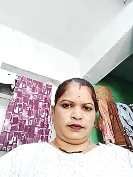 Snapshot of Bhavna_hot chatting on 2, 10, 2025 Bhavna hot online show from 2, 10, 2025
