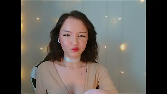 Snapshot of DemiWildcat chatting on 19, 9, 2025 DemiWildcat online show from 19, 9, 2025