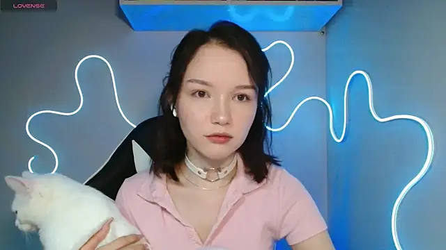 Snapshot of DemiWildcat chatting on 21, 10, 2025 DemiWildcat online show from 21, 10, 2025