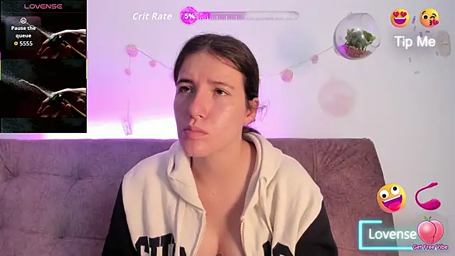 Snapshot of katalella_brown1 chatting on 14, 10, 2025 katalella brown1 online show from 14, 10, 2025