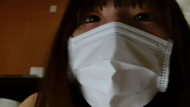Snapshot of natsumiii chatting on 11, 10, 2025 natsumiii online show from 11, 10, 2025
