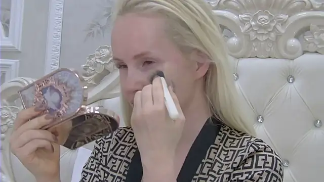 Snapshot of EllieFrosty_ chatting on 24, 2, 2026 EllieFrosty online show from 24, 2, 2026