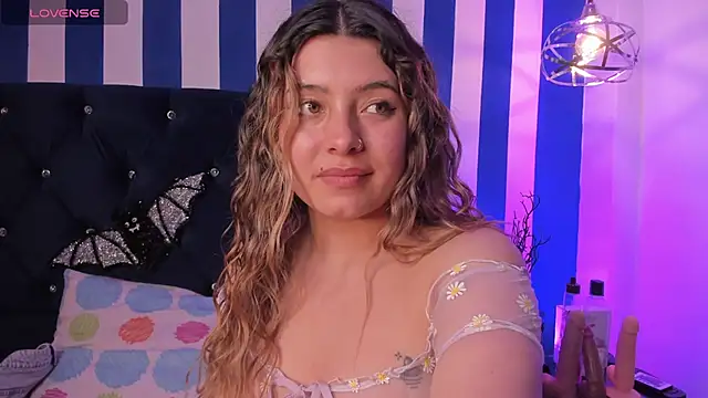 valeria rouse28 online show from 7, 11, 2025