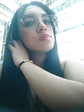 Snapshot of Linda_Saenz_ chatting on 6, 11, 2025 Linda Saenz online show from 6, 11, 2025