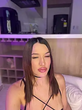 Bella-taylorr online show from 24, 3, 2026