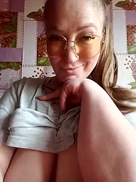 Snapshot of Kiss_Eva chatting on 29, 4, 2026 Kiss Eva online show from 29, 4, 2026