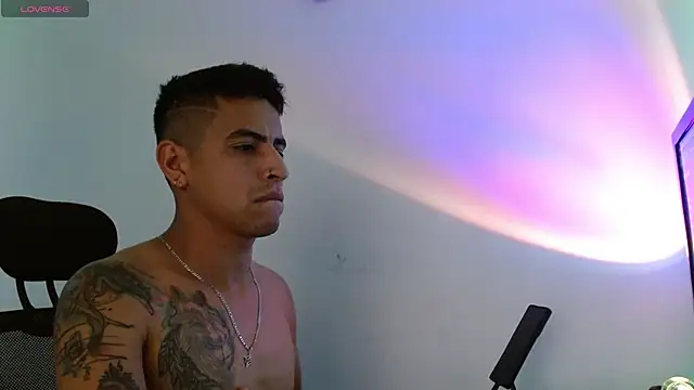 Juann-cock online show from 4, 4, 2026