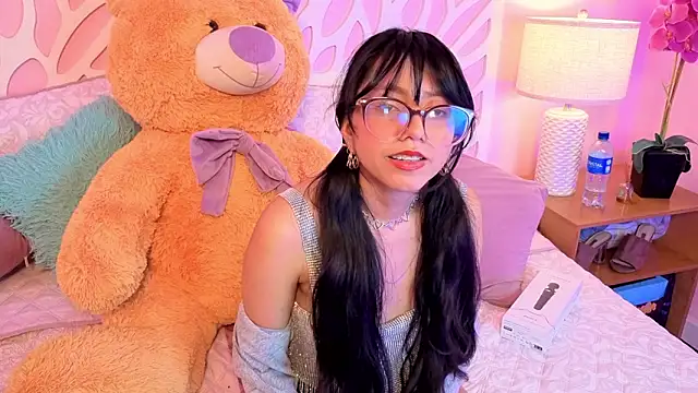 VioletxBloom online show from 19, 2, 2026