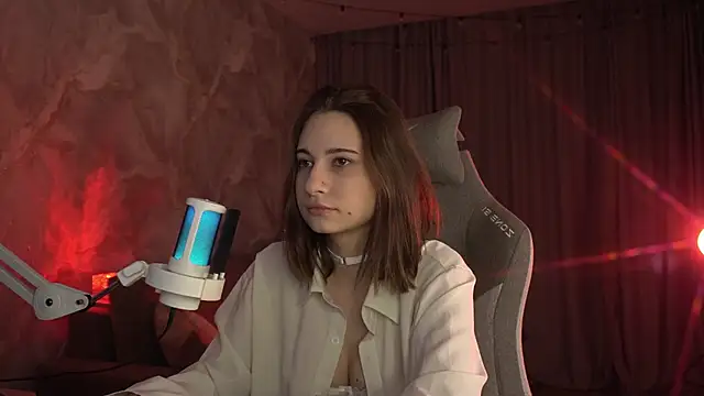 LumeNova online show from 15, 2, 2026