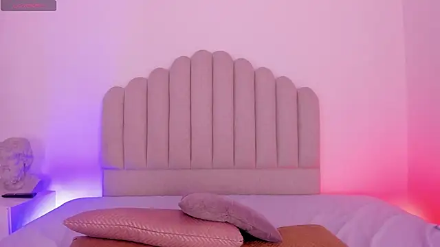 AmbarEvans  online show from 13, 1, 2026