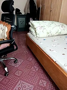 Moona heny online show from 11, 1, 2026