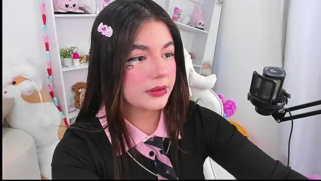 dolce antonellaa online show from 20, 2, 2026