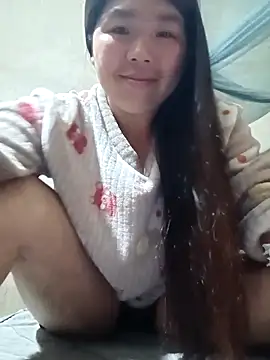 Snapshot of quynhkoolbae chatting on 25, 4, 2026 quynhkoolbae online show from 25, 4, 2026