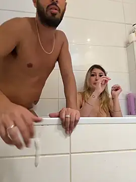 Snapshot of husbandandwifetobe chatting on 22, 11, 2025 husbandandwifetobe online show from 22, 11, 2025