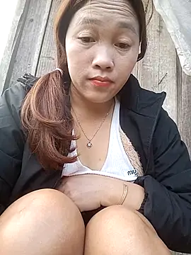 miumiu 00 online show from 28, 10, 2025