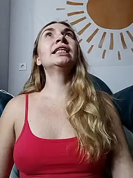 KisaVixen online show from 17, 10, 2025