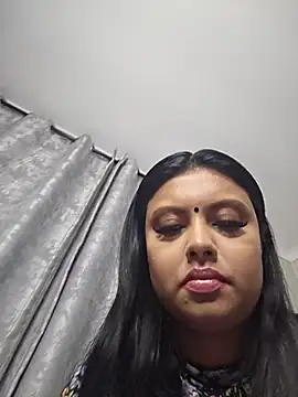 Indian GlowingMiax online show from 18, 11, 2025