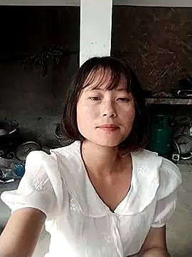 linda bae00 online show from 29, 10, 2025