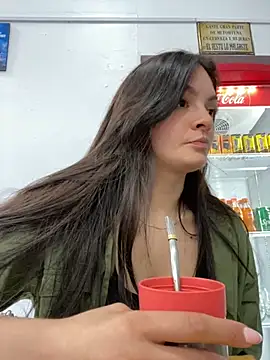 Danielaeliana online show from 9, 9, 2025