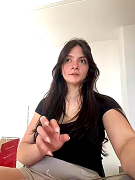 Danielaeliana online show from 26, 9, 2025