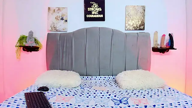 Snapshot of Maddy_Esther chatting on 26, 9, 2025 Maddy Esther online show from 26, 9, 2025