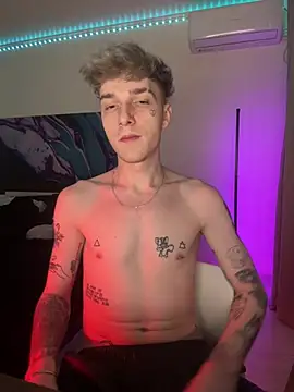 Snapshot of davesinner chatting on 19, 2, 2026 davesinner online show from 19, 2, 2026