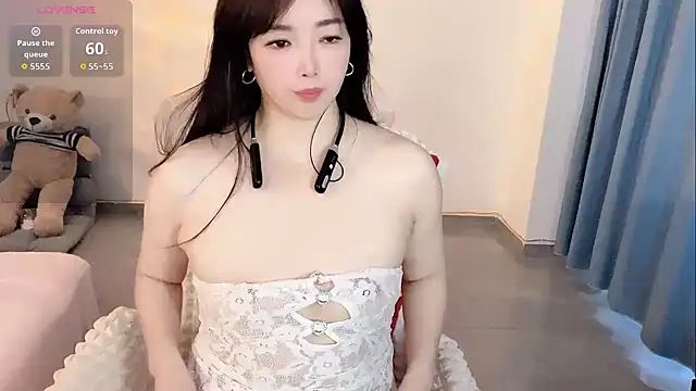 Snapshot of Xiali-166 chatting on 8, 2, 2026 Xiali-166 online show from 8, 2, 2026