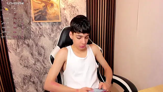 Snapshot of oblivion_deku chatting on 19, 9, 2025 oblivion deku online show from 19, 9, 2025