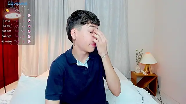 Snapshot of oblivion_deku chatting on 3, 10, 2025 oblivion deku online show from 3, 10, 2025