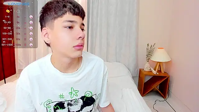 Snapshot of oblivion_deku chatting on 5, 10, 2025 oblivion deku online show from 5, 10, 2025