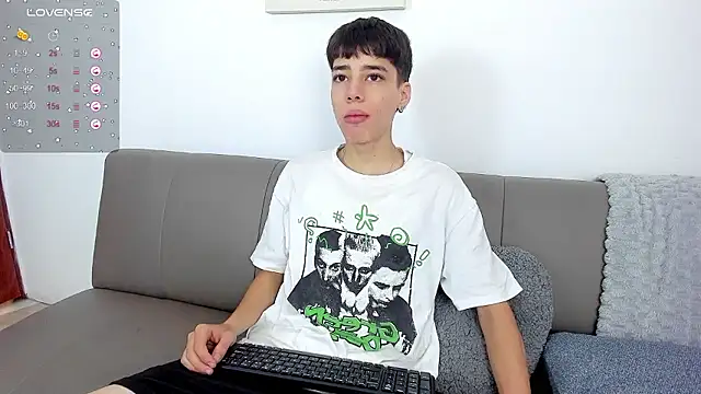 Snapshot of oblivion_deku chatting on 18, 1, 2026 oblivion deku online show from 18, 1, 2026