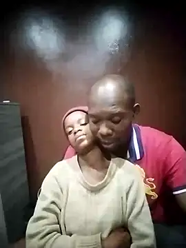 Snapshot of TinnyVsGiant chatting on 31, 10, 2025 TinnyVsGiant online show from 31, 10, 2025