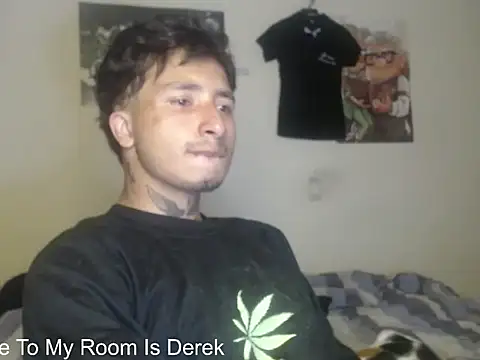 Snapshot of derek_devil24 chatting on 23, 5, 2026 derek devil24 online show from 23, 5, 2026