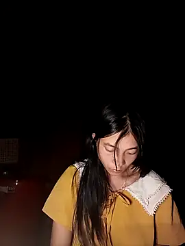 EmLy02 online show from 7, 10, 2025