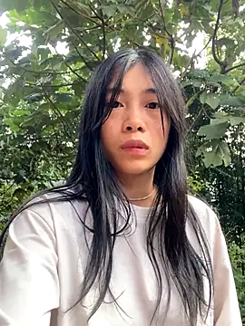 EmLy02 online show from 15, 11, 2025