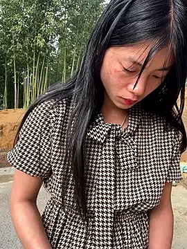 EmLy02 online show from 3, 4, 2026