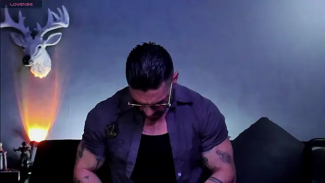 Snapshot of dennis_cox1 chatting on 6, 2, 2026 dennis cox1 online show from 6, 2, 2026