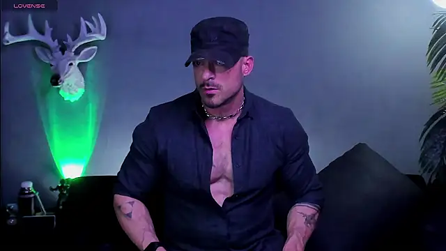 Snapshot of dennis_cox1 chatting on 8, 2, 2026 dennis cox1 online show from 8, 2, 2026