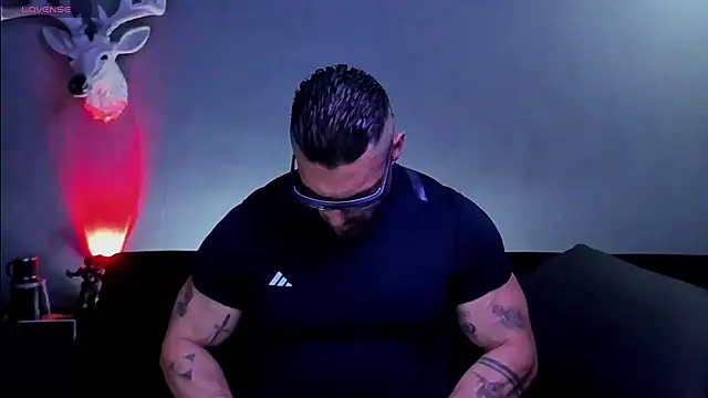 Snapshot of dennis_cox1 chatting on 11, 2, 2026 dennis cox1 online show from 11, 2, 2026