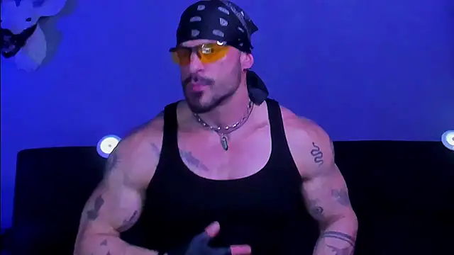 Snapshot of dennis_cox1 chatting on 9, 3, 2026 dennis cox1 online show from 9, 3, 2026