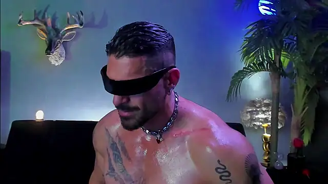 Snapshot of dennis_cox1 chatting on 27, 3, 2026 dennis cox1 online show from 27, 3, 2026