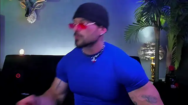 Snapshot of dennis_cox1 chatting on 28, 3, 2026 dennis cox1 online show from 28, 3, 2026