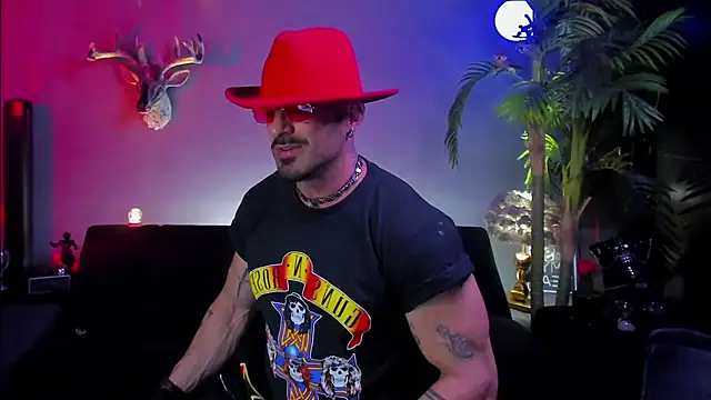 Snapshot of dennis_cox1 chatting on 12, 4, 2026 dennis cox1 online show from 12, 4, 2026