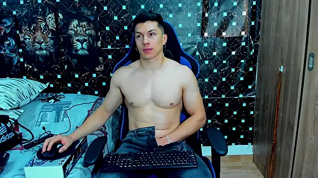 javiersexymann online show from 6, 2, 2026