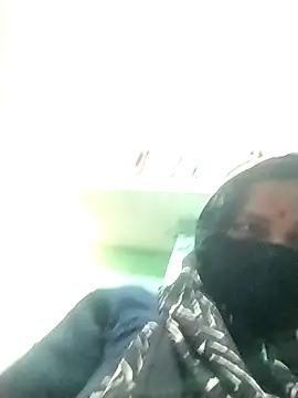 Rajnee33A online show from 15, 4, 2026