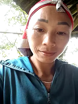 lucybaby00 online show from 13, 9, 2025