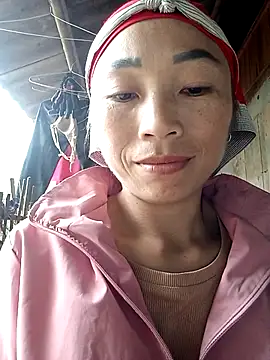 lucybaby00 online show from 8, 11, 2025